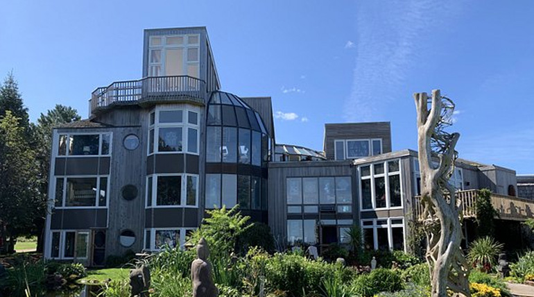 Dunes Studio Gallery & Café