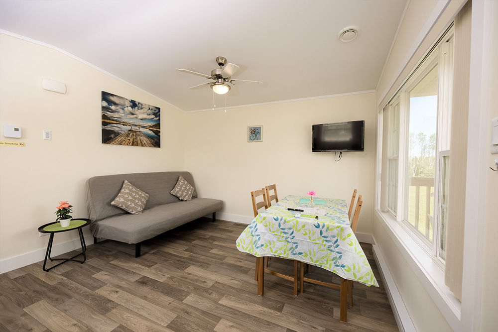 cottage-room-image-002